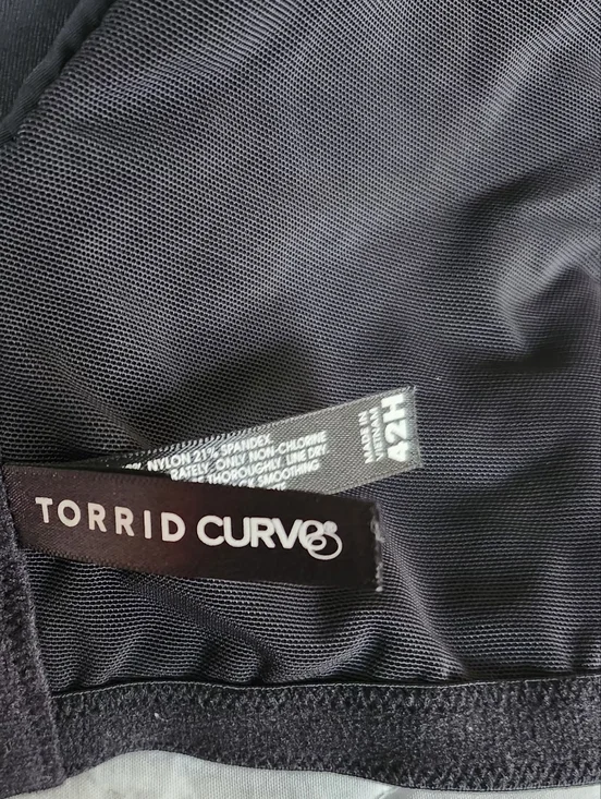 torrid Curve Black  Bra with Smooth Lining. - Picture 2 of 6